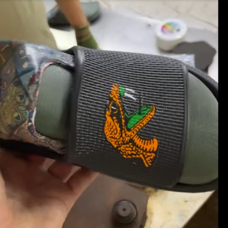 Inside Yuchuang Factory: High-Quality Heat Transfer Printing for Custom Slippers