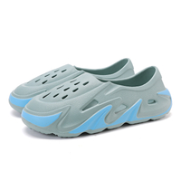 Fashion Breathable Beach Clogs
