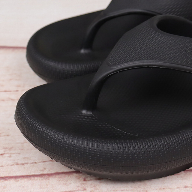 Anti-Slip Lightweight Men's Flip Flops 