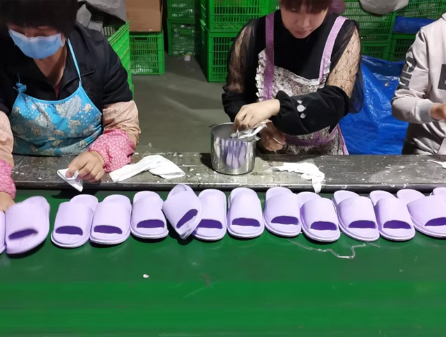 custom slipper production